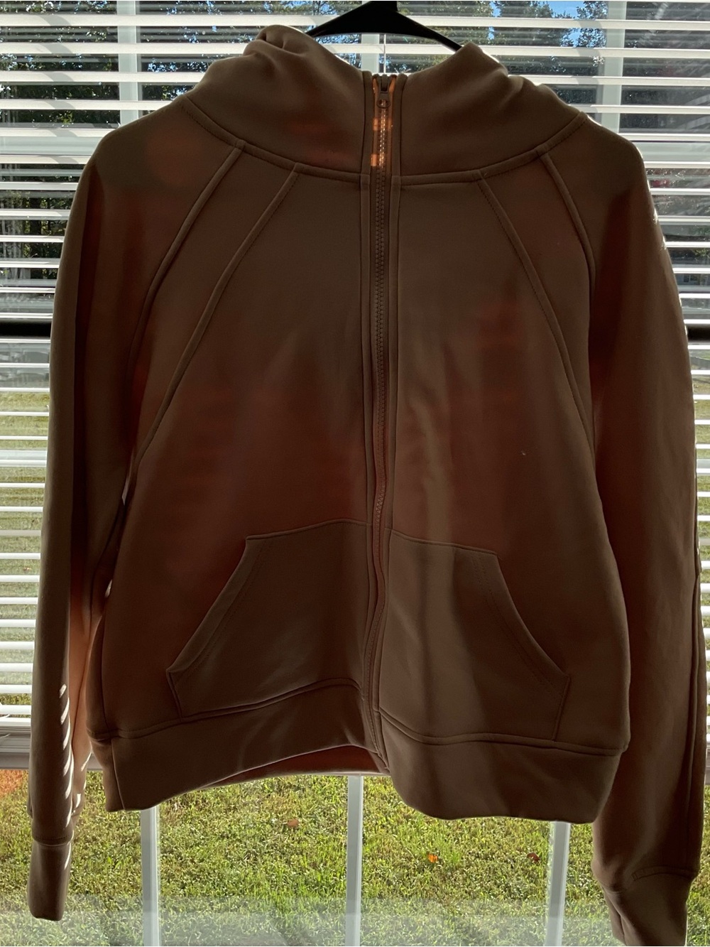 Women's Crop Zip Hooded Sweatshirt - Tan